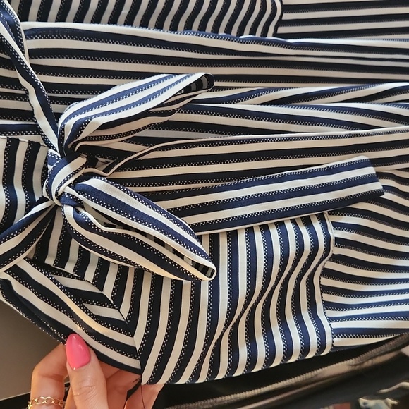 Stripped Romper - Picture 4 of 7